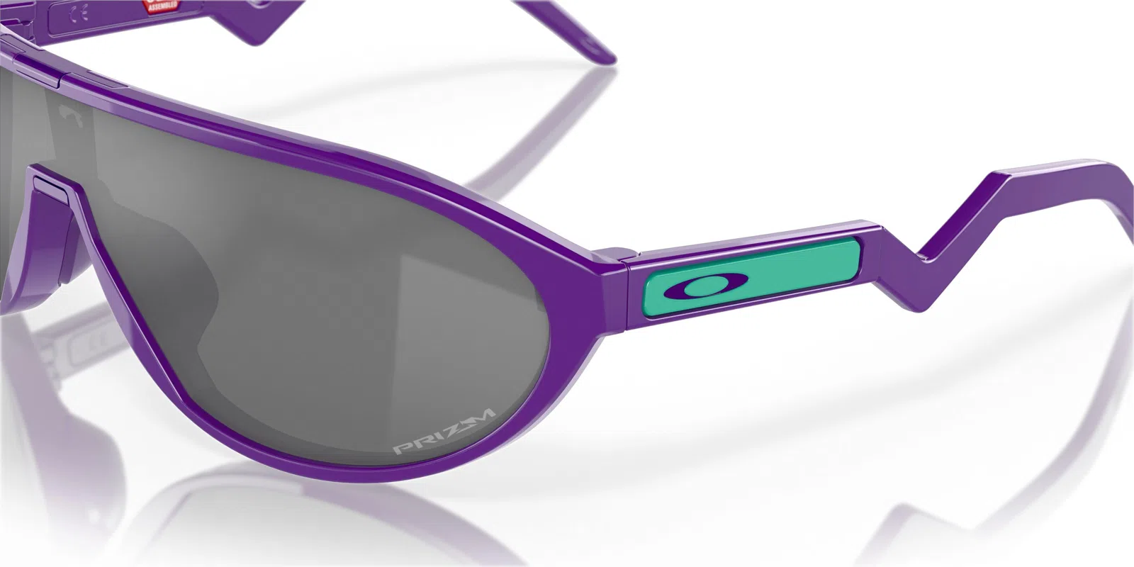 Oakley Cmdn 9467 Sunglasses - view 23